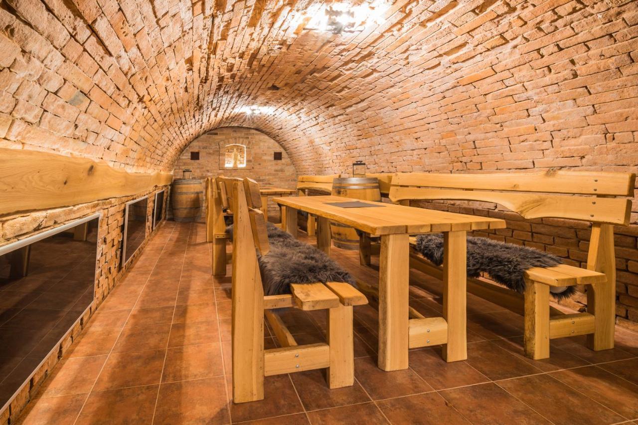 Vinný sklep Vinoza Velké Bílovice Exterior foto